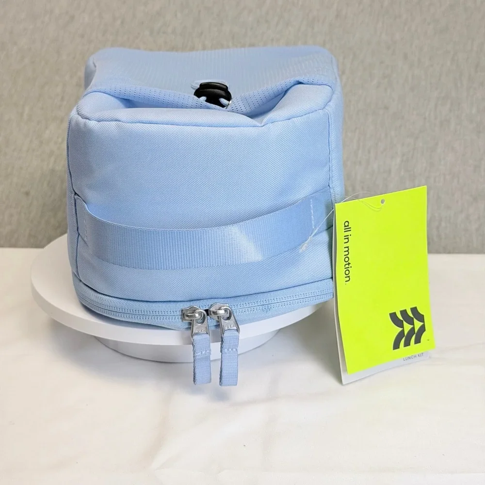 All in Motion Light Blue Insulated Lunch Kit Water Repellent Bag NWT